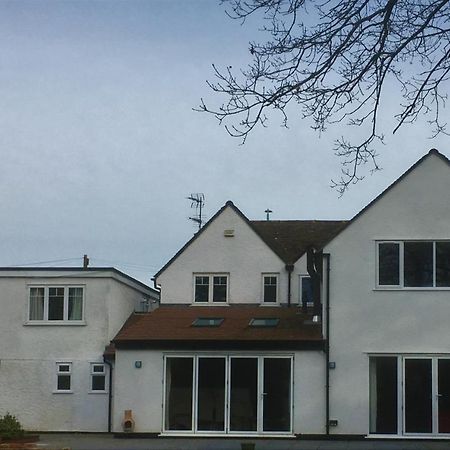Bed and Breakfast Dove House Bishop's Cleeve Экстерьер фото
