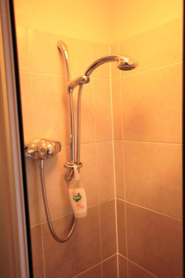 Bed and Breakfast Dove House Bishop's Cleeve Экстерьер фото
